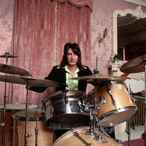 John Barbata, Turtles and C.S.N.Y. Drummer, Dies at 79.